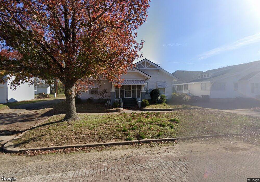 208 S 7th St, Henryetta, OK 74437 - photo 1