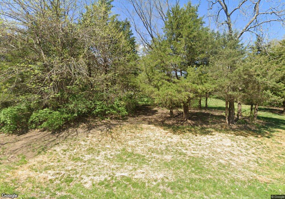 1121 SW Chetopa Trail, Topeka, KS 66615 - photo 1
