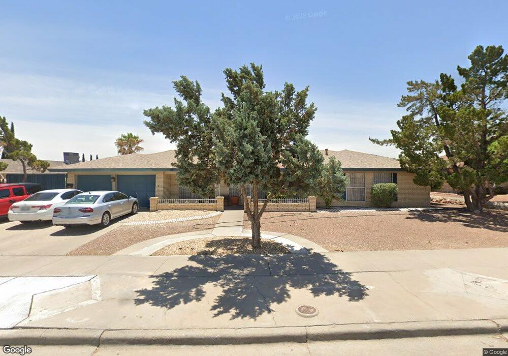 10644 Vista Lomas Dr, El Paso, TX 79935 - photo 1