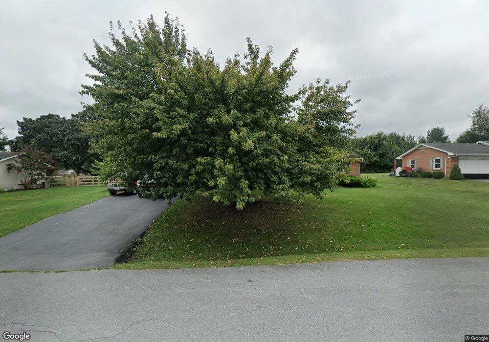 19215 Woodhaven Dr, Hagerstown, MD 21742 - photo 1