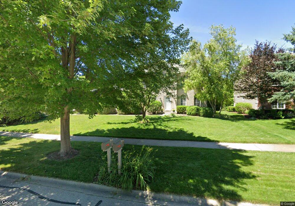 2611 Willow Ridge Dr, Naperville, IL 60564 - photo 1