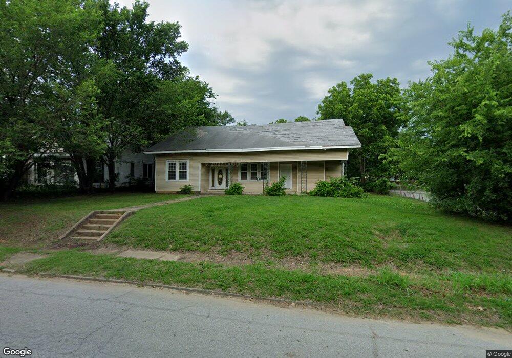 219 C St SW, Ardmore, OK 73401 - photo 1