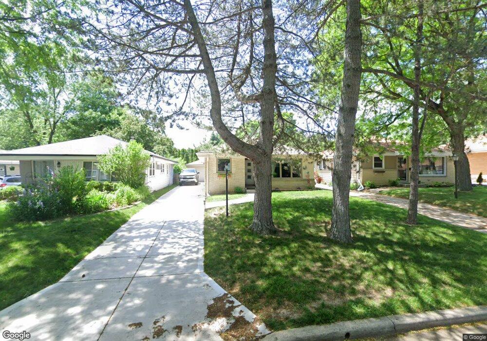 1913 N 118th St, Milwaukee, WI 53226 - photo 1