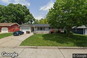 795 4th St SW, Wells, MN 56097