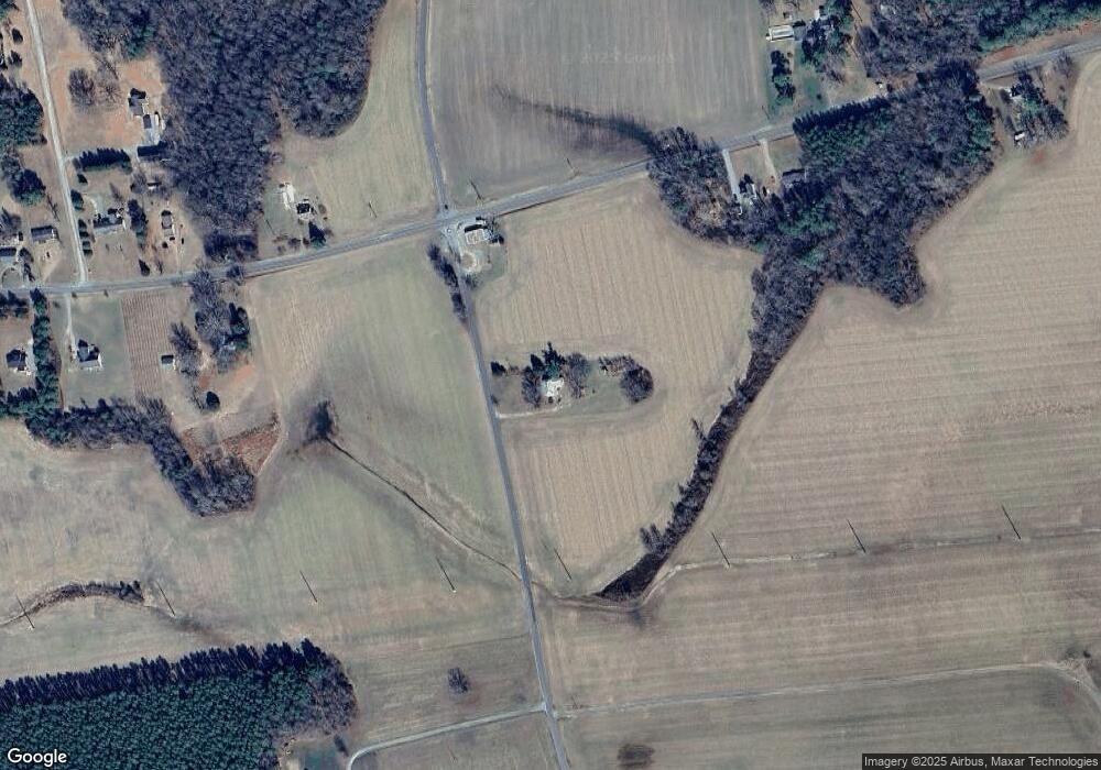 207 Bestland Rd, Dunnsville, VA 22454 - photo 1