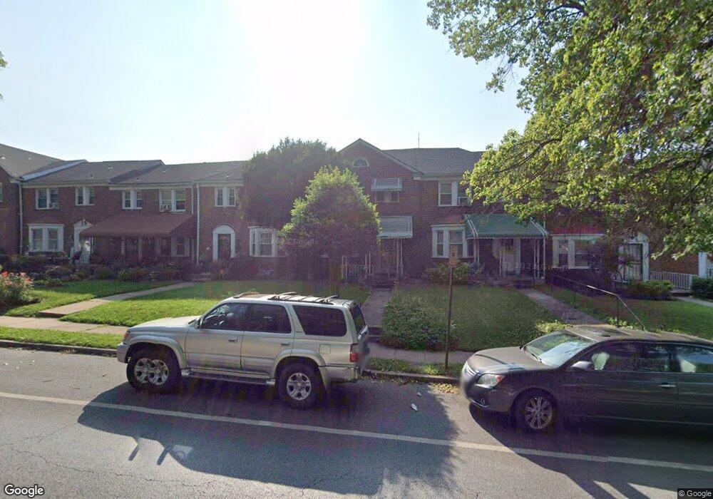 3909 Hilton Rd, Baltimore, MD 21215 - photo 1