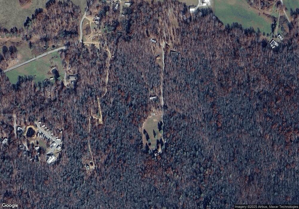 1610 Old Mountain Rd, Greeneville, TN 37743 - photo 1