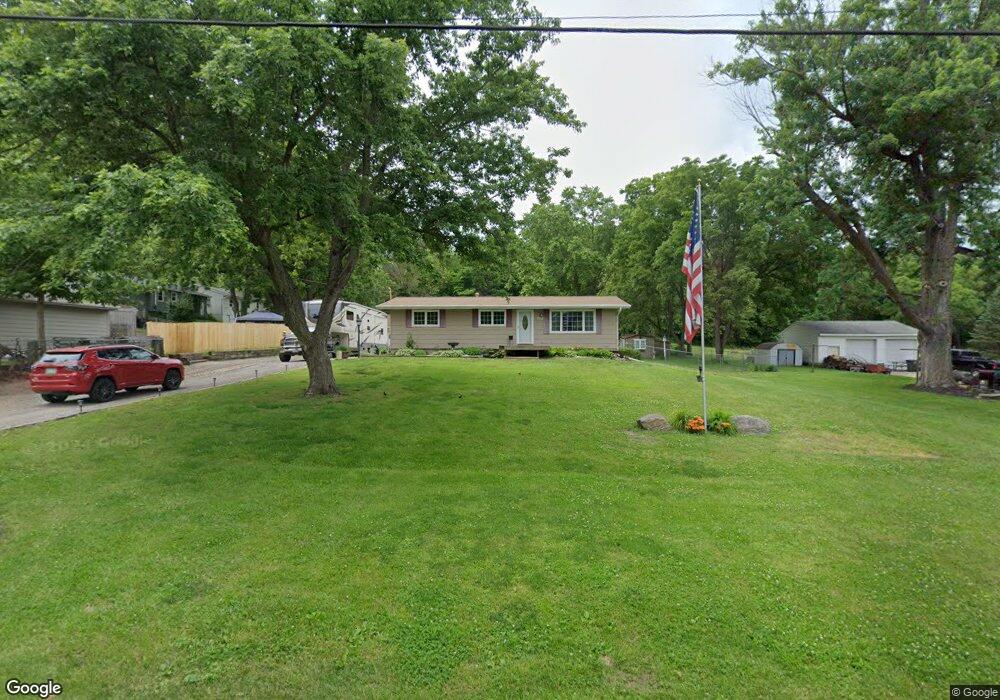 1512 E 40th St, Des Moines, IA 50317 - photo 1