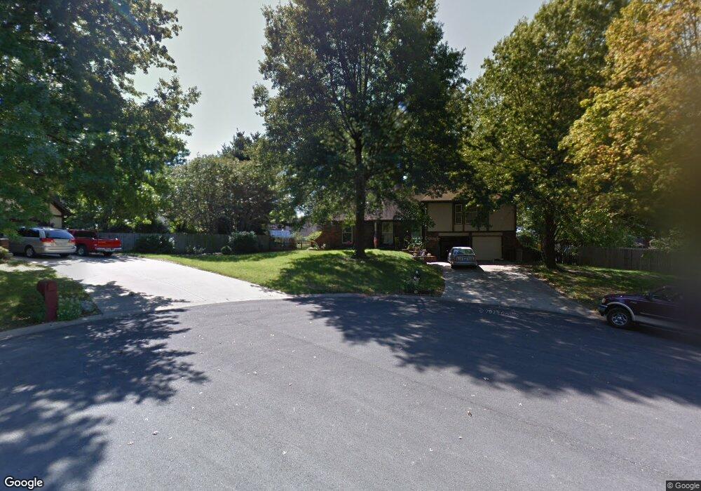 513 NW Willowbrook Ct, Blue Springs, MO 64015 - photo 1