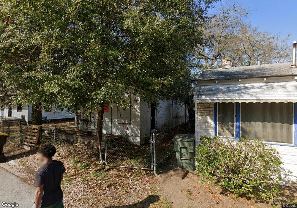 412 W 55th St, Savannah, GA 31405 - photo 1