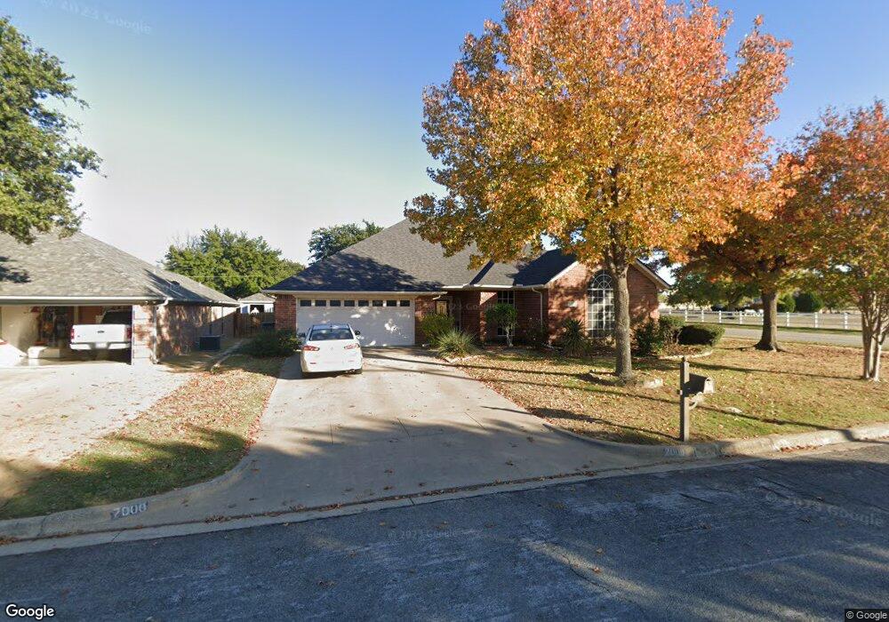 7000 Leaning Oak Dr, North Richland Hills, TX 76182 - photo 1