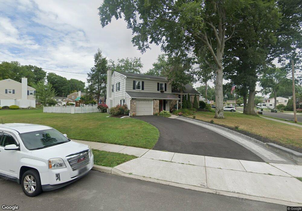 160 Floral Dr, Morrisville, PA 19067 - photo 1