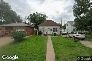 623 W 7th St, Larned, KS 67550
