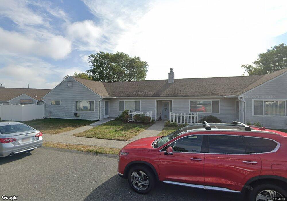 73 Outer Dr unit 73, Chicopee, MA 01022 - photo 1