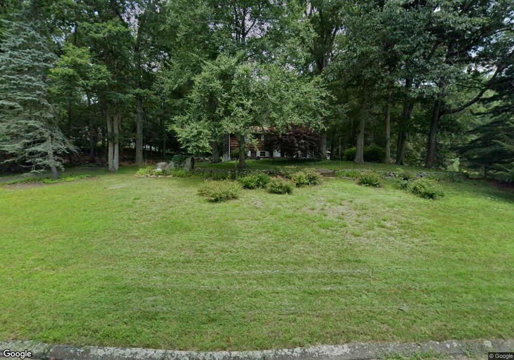 6 Cobblestone Trail, Danbury, CT 06810 - photo 1