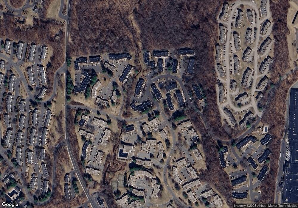 3 Willow Ct, Cromwell, CT 06416 - photo 1