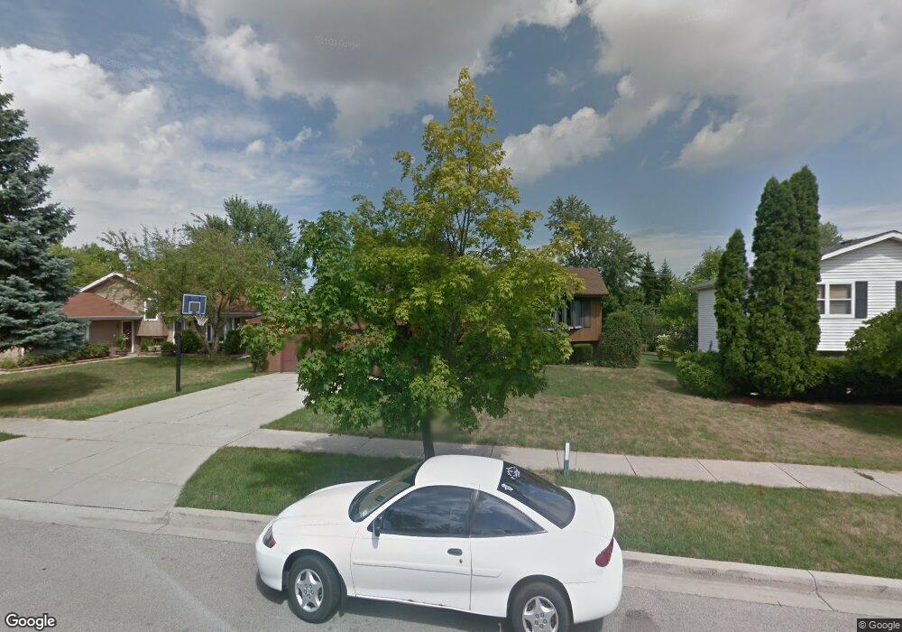 303 Baldwin Ave, Waukegan, IL 60085 - photo 1