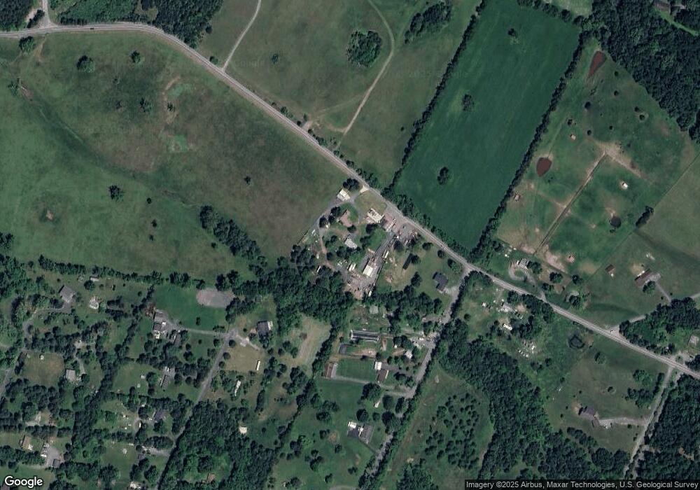 4340 Sulphur Springs Rd, Kearneysville, WV 25430 - photo 1