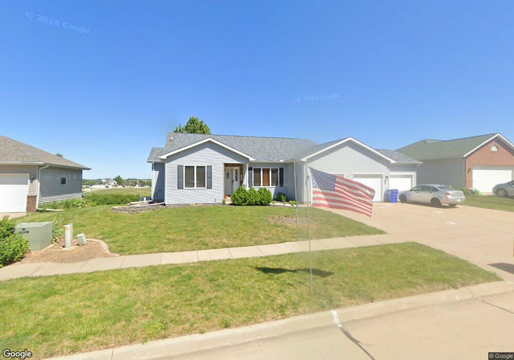 117 Bickford Dr, West Branch, IA 52358 - photo 1