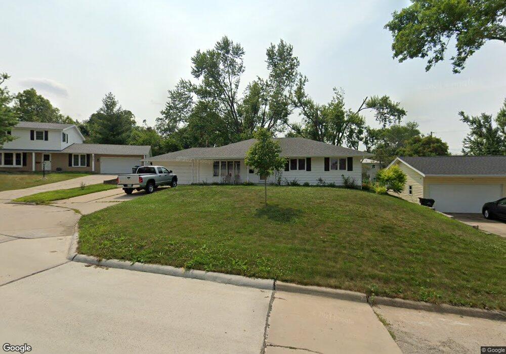 3815 Valley Place NE, Cedar Rapids, IA 52402 - photo 1
