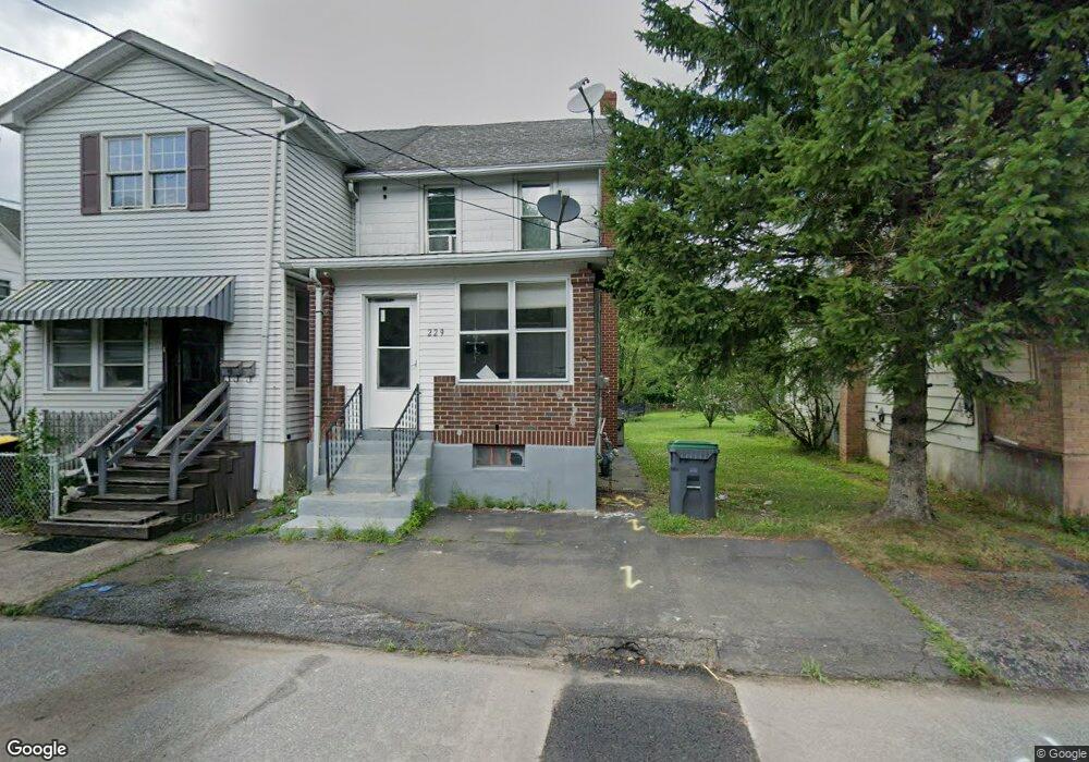 229 E Grant St, McAdoo, PA 18237 - photo 1