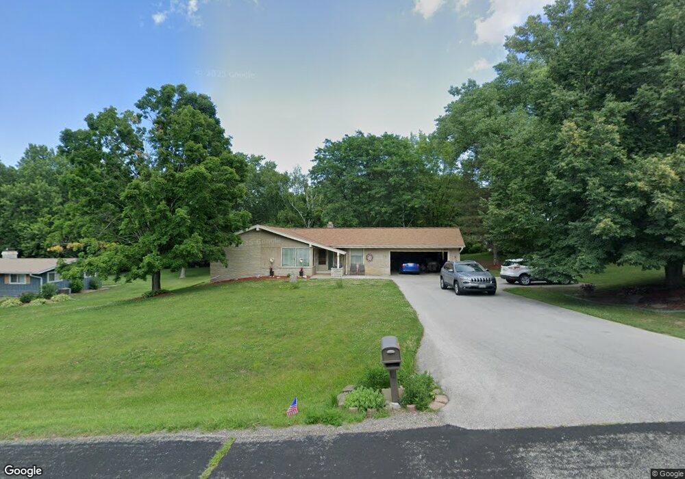 W256N5970 Windy Pass Dr, Sussex, WI 53089 - photo 1