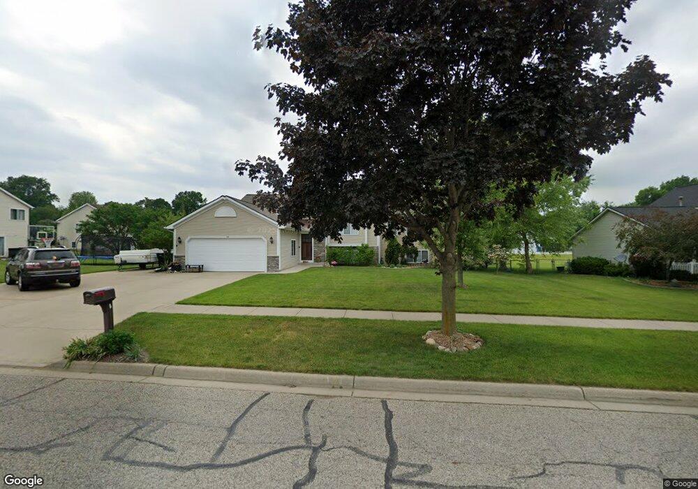 514 Hickory Dr, Wayland, MI 49348 - photo 1