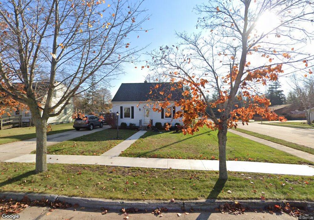 2833 36th St, Two Rivers, WI 54241 - photo 1