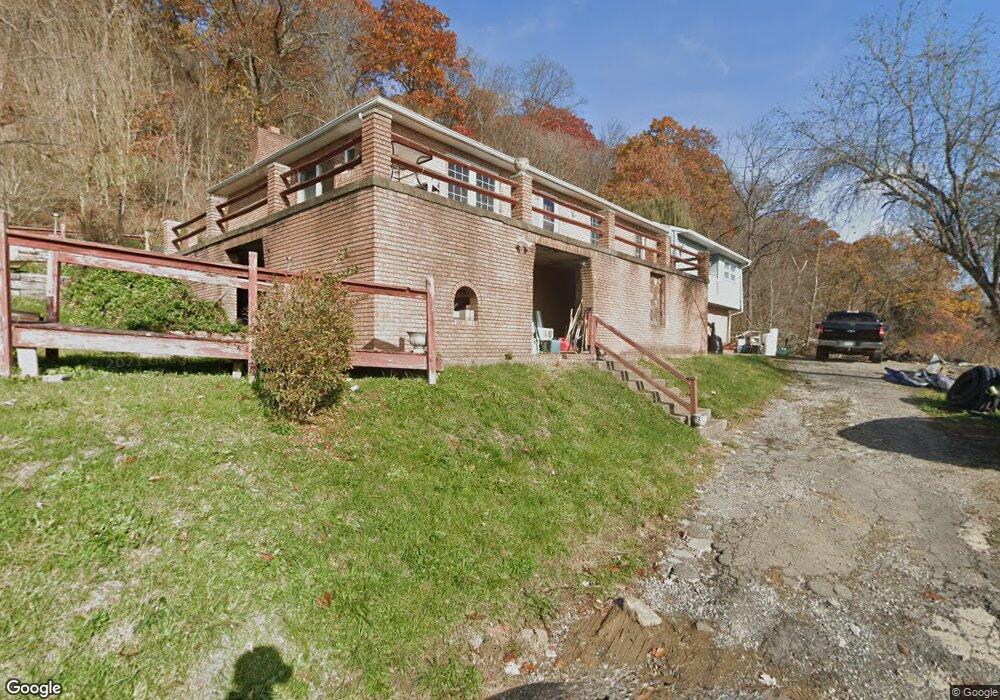 10 Beech St, Wheeling, WV 26003 - photo 1