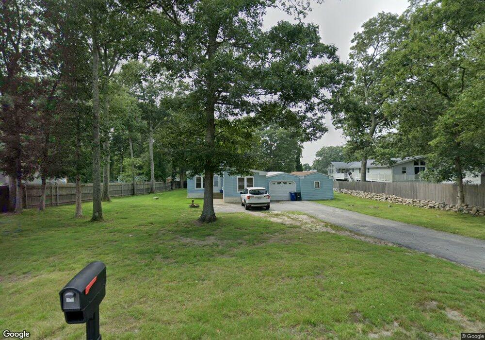 135 N Brayton Rd, Tiverton, RI 02878 - photo 1