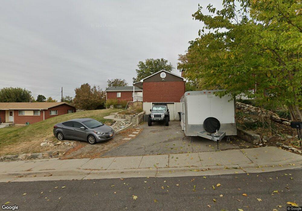 725 E 300 S, Centerville, UT 84014 - photo 1