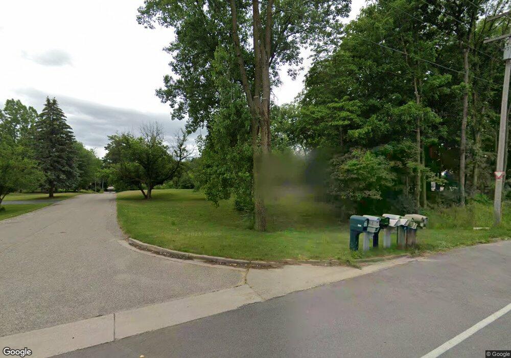 2582 Knapp St NE, Grand Rapids, MI 49505 - photo 1