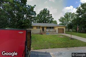 104 Cambridge Dr, Carl Junction, MO 64834