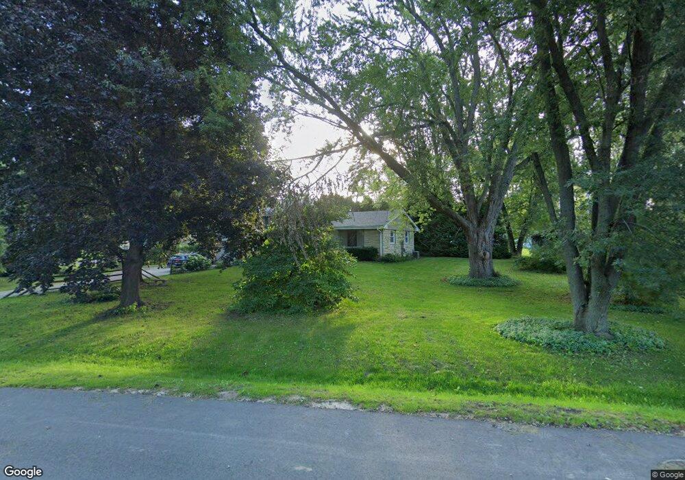 W153N8136 Elm Ln, Menomonee Falls, WI 53051 - photo 1