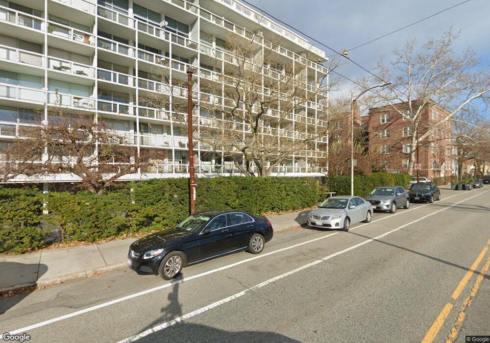 22 Bradbury St unit B,22, Cambridge, MA 02138 - photo 1