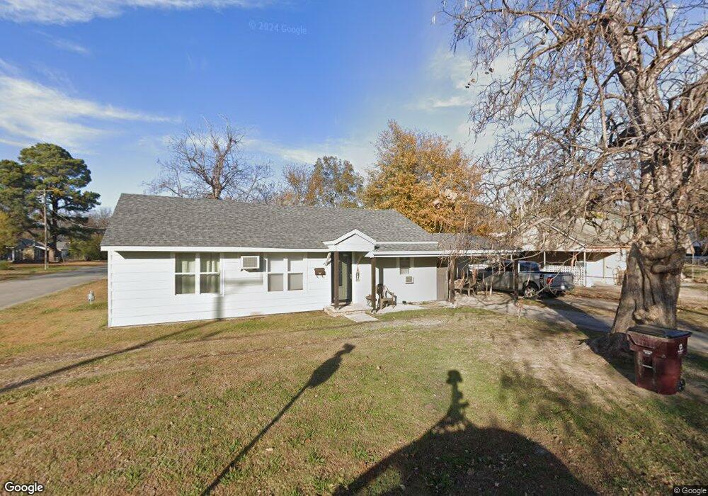 201 Indian Ave, Eufaula, OK 74432 - photo 1