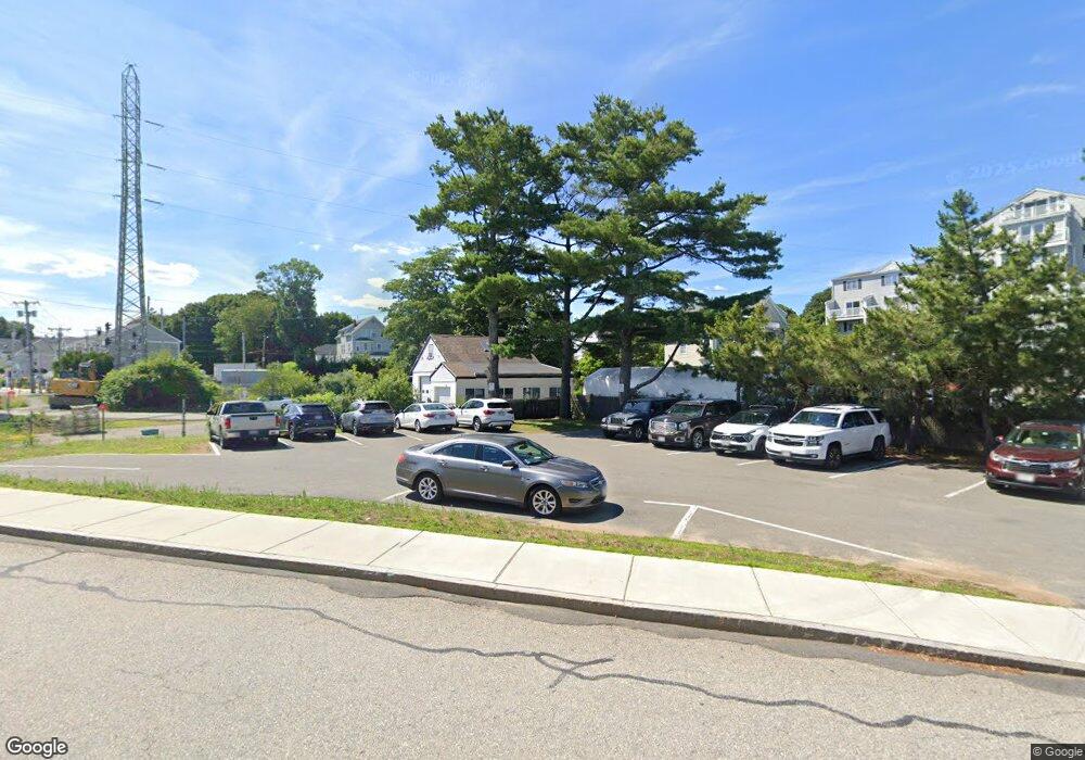 12 Cabot St unit . B - 2nd 3rd flo, Salem, MA 01970 - photo 1