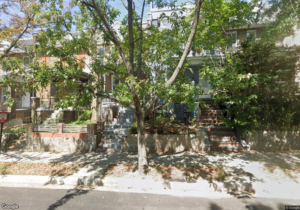 761 Princeton Plaza NW unit Eng Basement studio, Washington, DC 20010 - photo 1