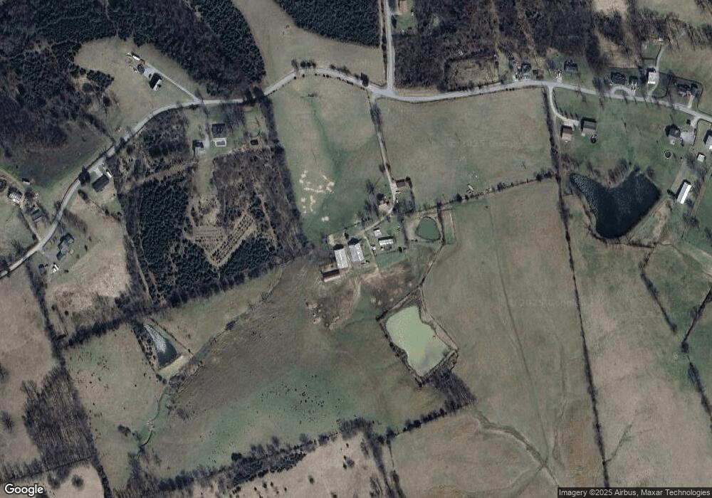 450 New Dixville Rd, Harrodsburg, KY 40330 - photo 1