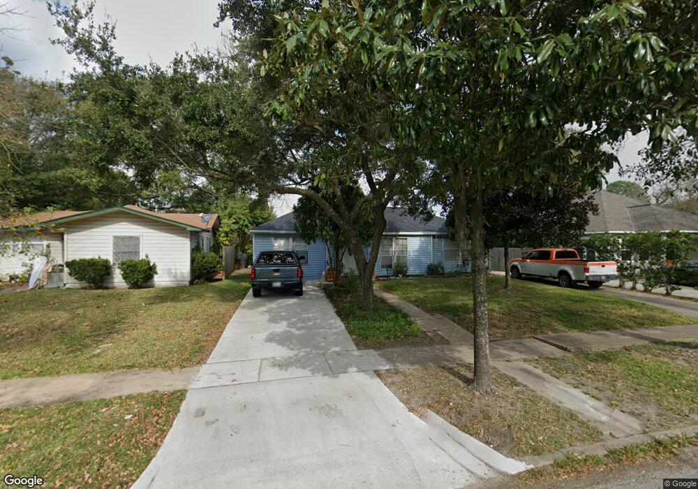 7635 Buena Vista St, Houston, TX 77087 - photo 1