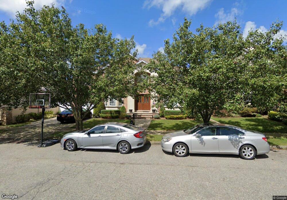 287 Vail Ave unit 290, Staten Island, NY 10309 - photo 1