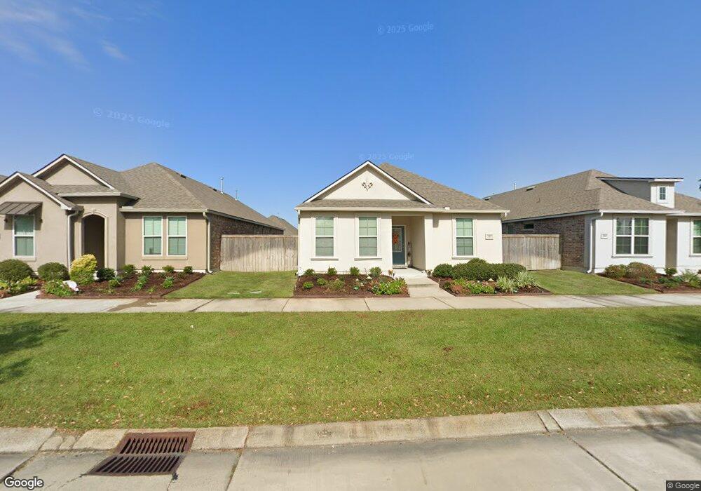 393 E Lakeshore Village None, Slidell, LA 70461 - photo 1