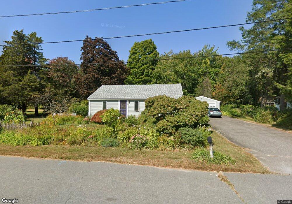 8 Cogger St, Hampton, NH 03842 - photo 1