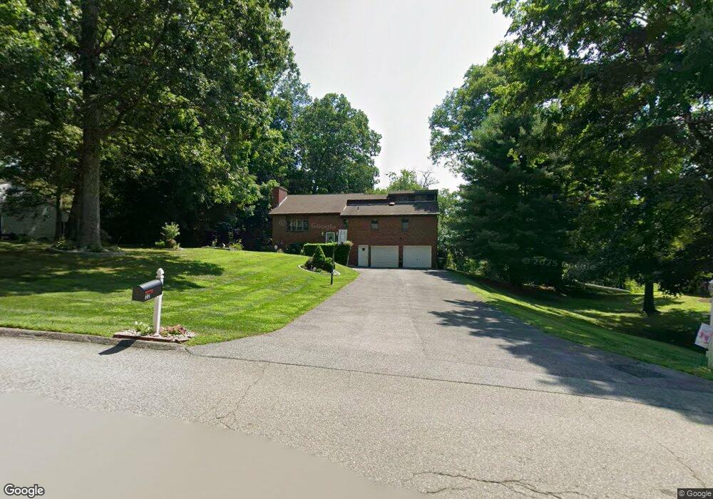 22 Pellbridge Dr, Hopewell Junction, NY 12533 - photo 1