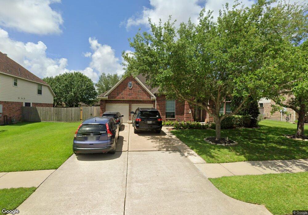 1913 Pampas Trail Dr, Friendswood, TX 77546 - photo 1