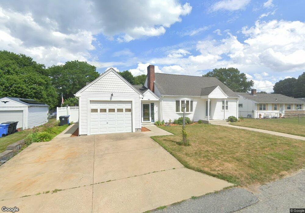 241 Harriet Ln, Cumberland, RI 02864 - photo 1