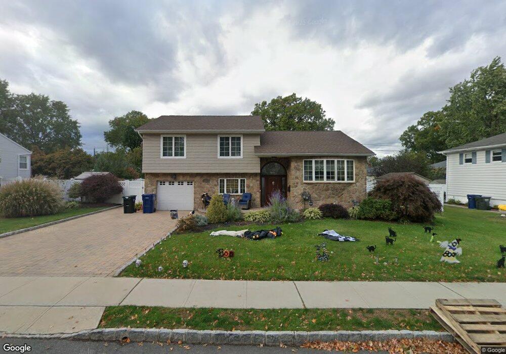 44 Runnymede Rd, Clark, NJ 07066 - photo 1