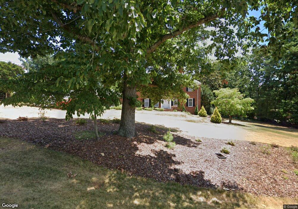 1035 Neely Dr, Asheboro, NC 27205 - photo 1