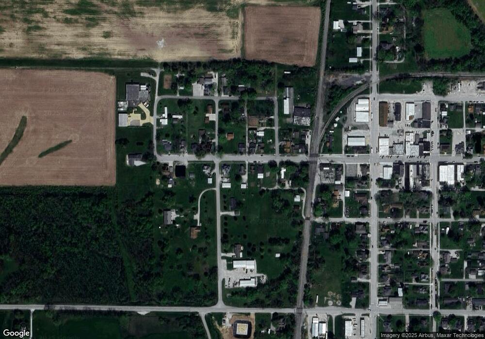 109 W Washington St, Roachdale, IN 46172 - photo 1