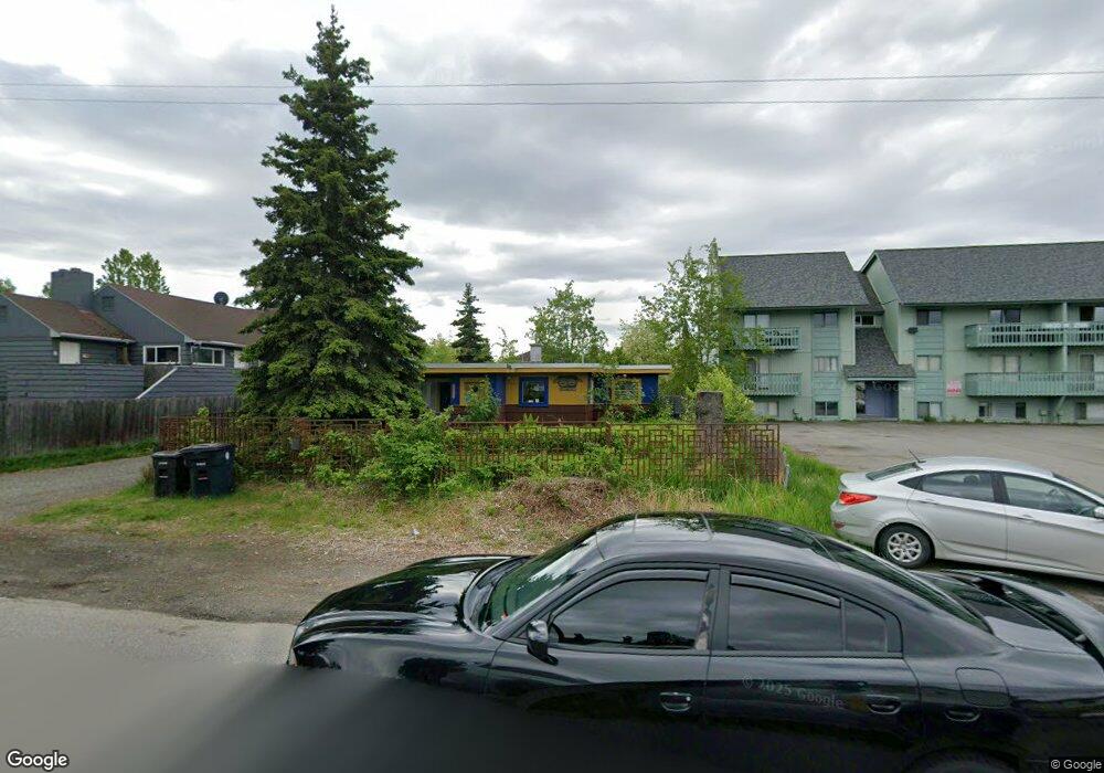 1352 W 25th Ave, Anchorage, AK 99503 - photo 1